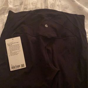 NWT Lululemon Nulu fold high rise yoga tight 25”